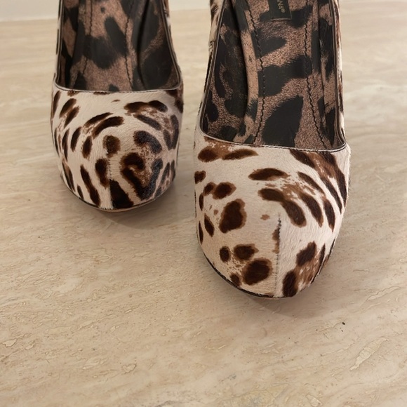 Dolce and Gabbana Platform Calf Hair Shoes. - Picture 3 of 10